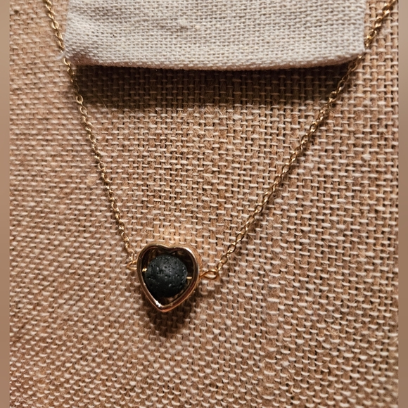 Vitality Devotion Diffuser Necklace - Picture 8 of 9